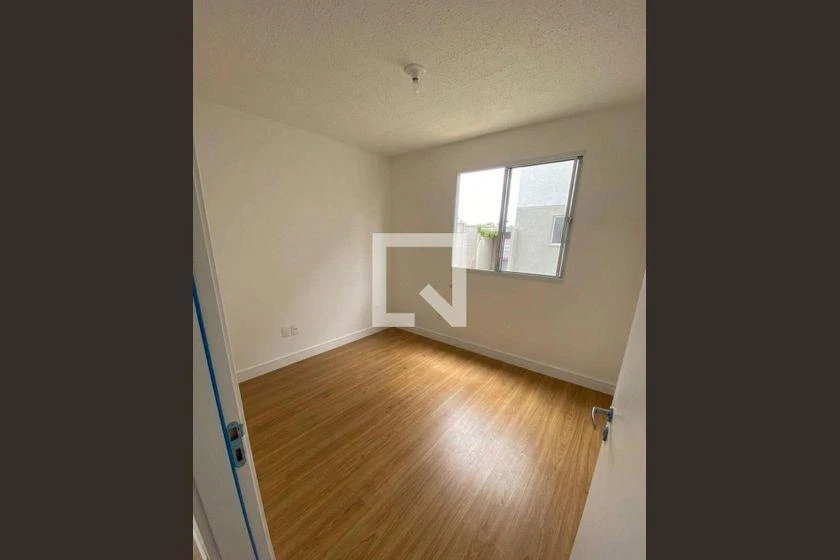 42 m² rental apartment with 2 bedrooms and 1 bathroom — photo 3