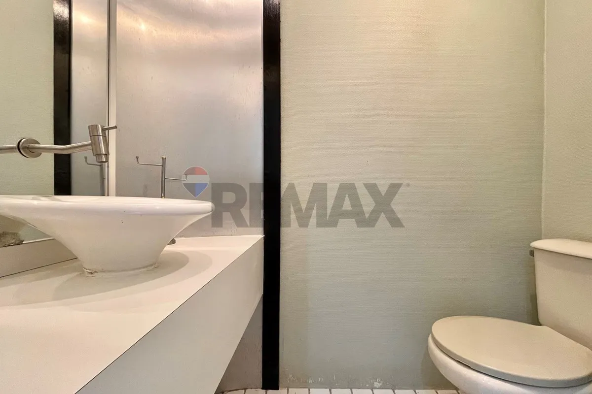 Duplex penthouse with 3 en-suite bedrooms and 200 m² — photo 16