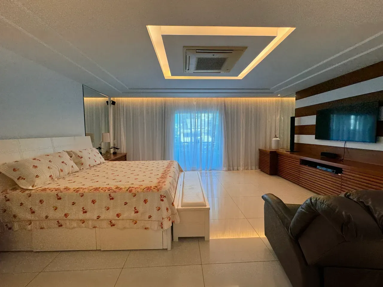 Furnished 800 m² house on the 4th floor with 8 parking spots — photo 7