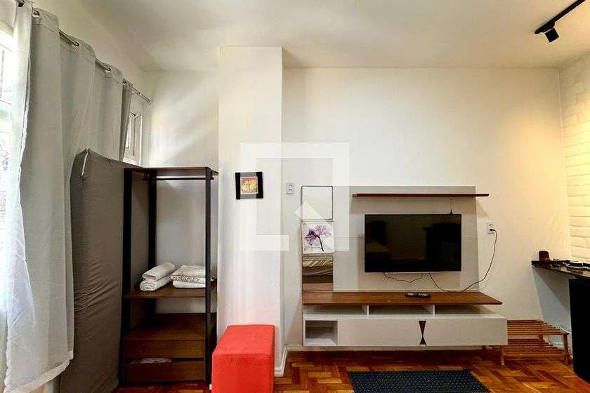 Furnished 24 m² studio with 1 bedroom and 1 bathroom — photo 15