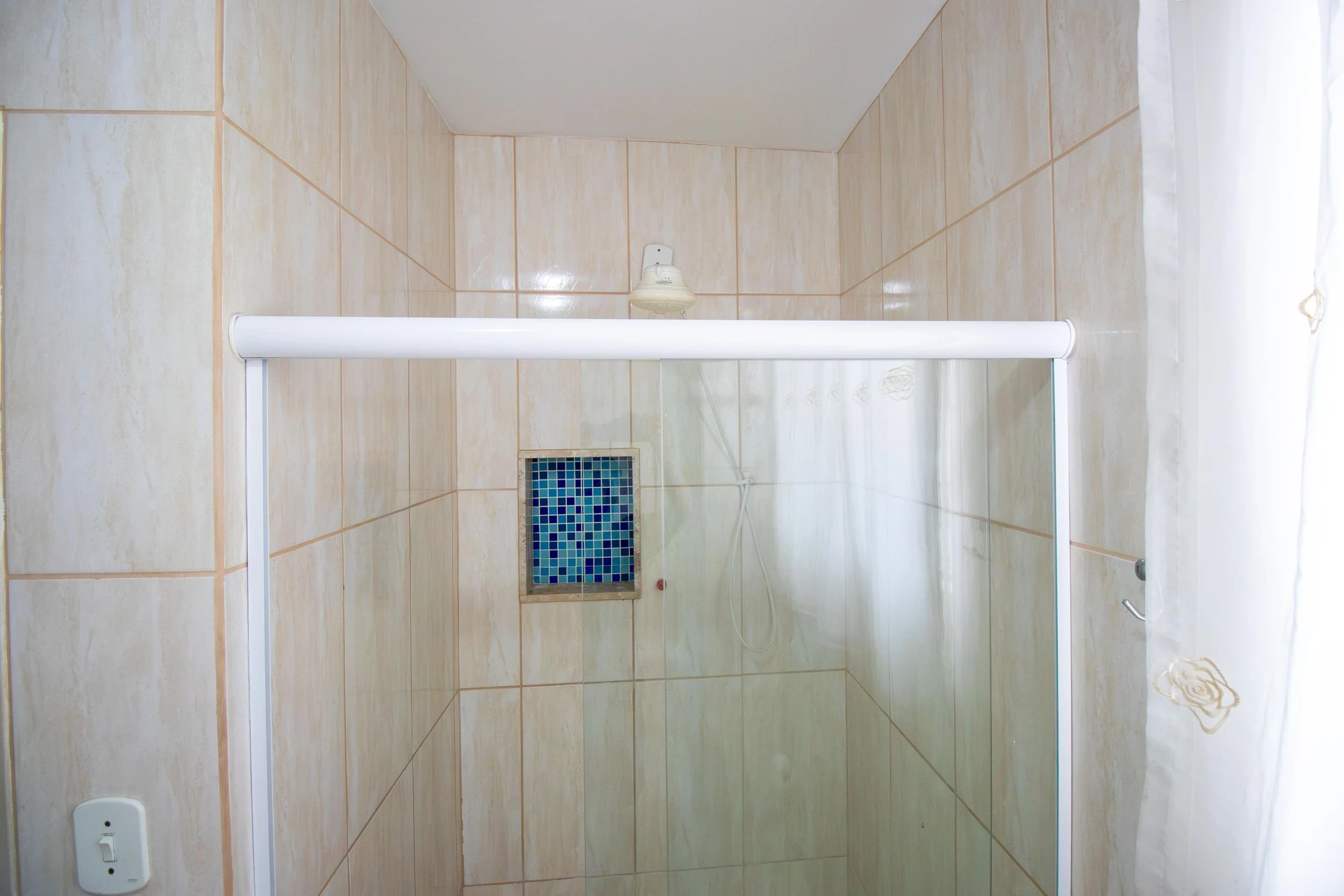 2-bedroom apartment with floor-to-ceiling windows — photo 35