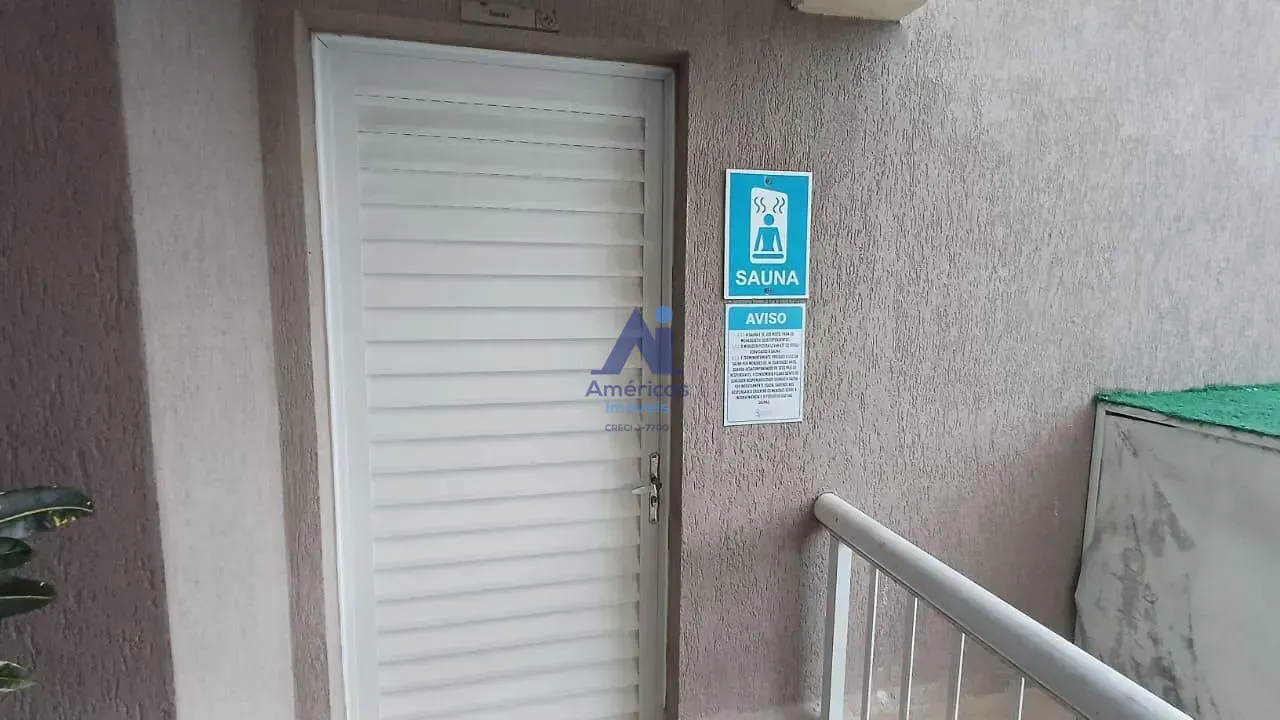 Застеклённый балкон и 3 спальни: квартира 80 м² — photo 29