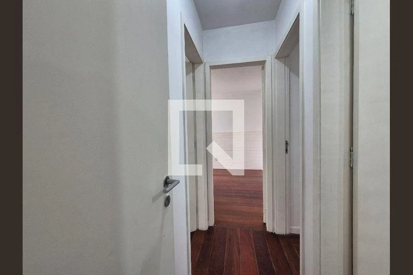 3-bedroom apartment in a building with a pool — photo 39