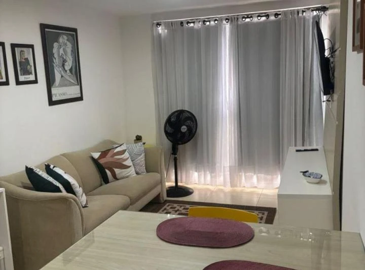 65 m² apartment with 2 bedrooms and a closed kitchen — photo 3