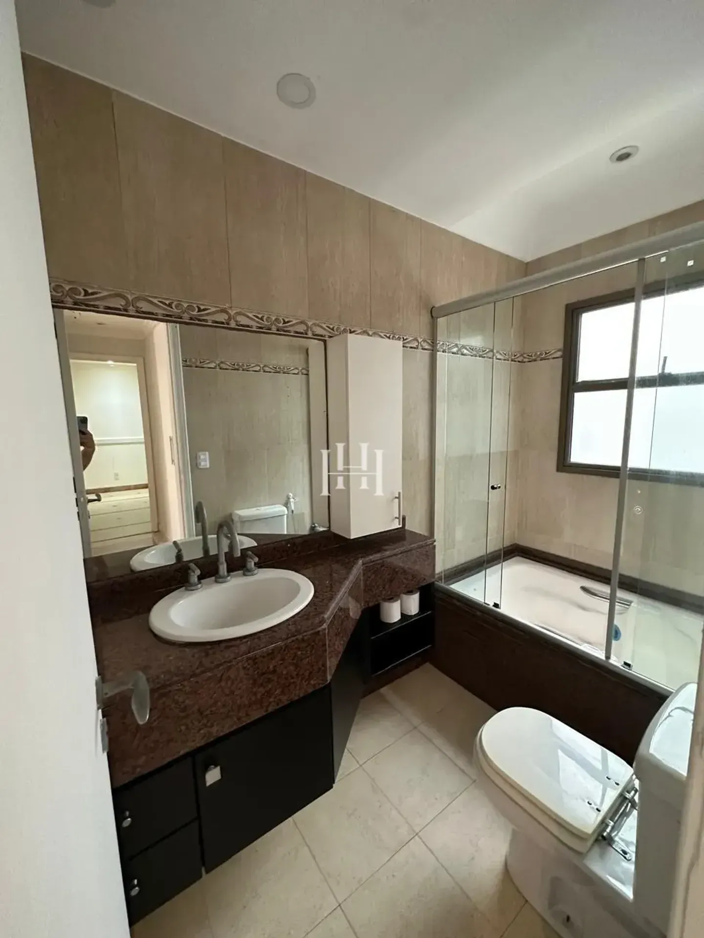 Apartamento com 5 quartos e 5 banheiros, varanda — photo 26