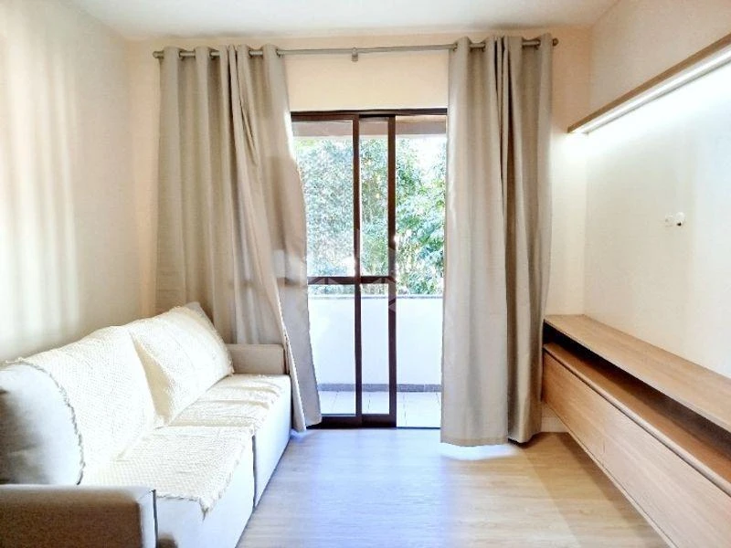 2-bedroom apartment with a washing machine in Florianópolis — photo 13