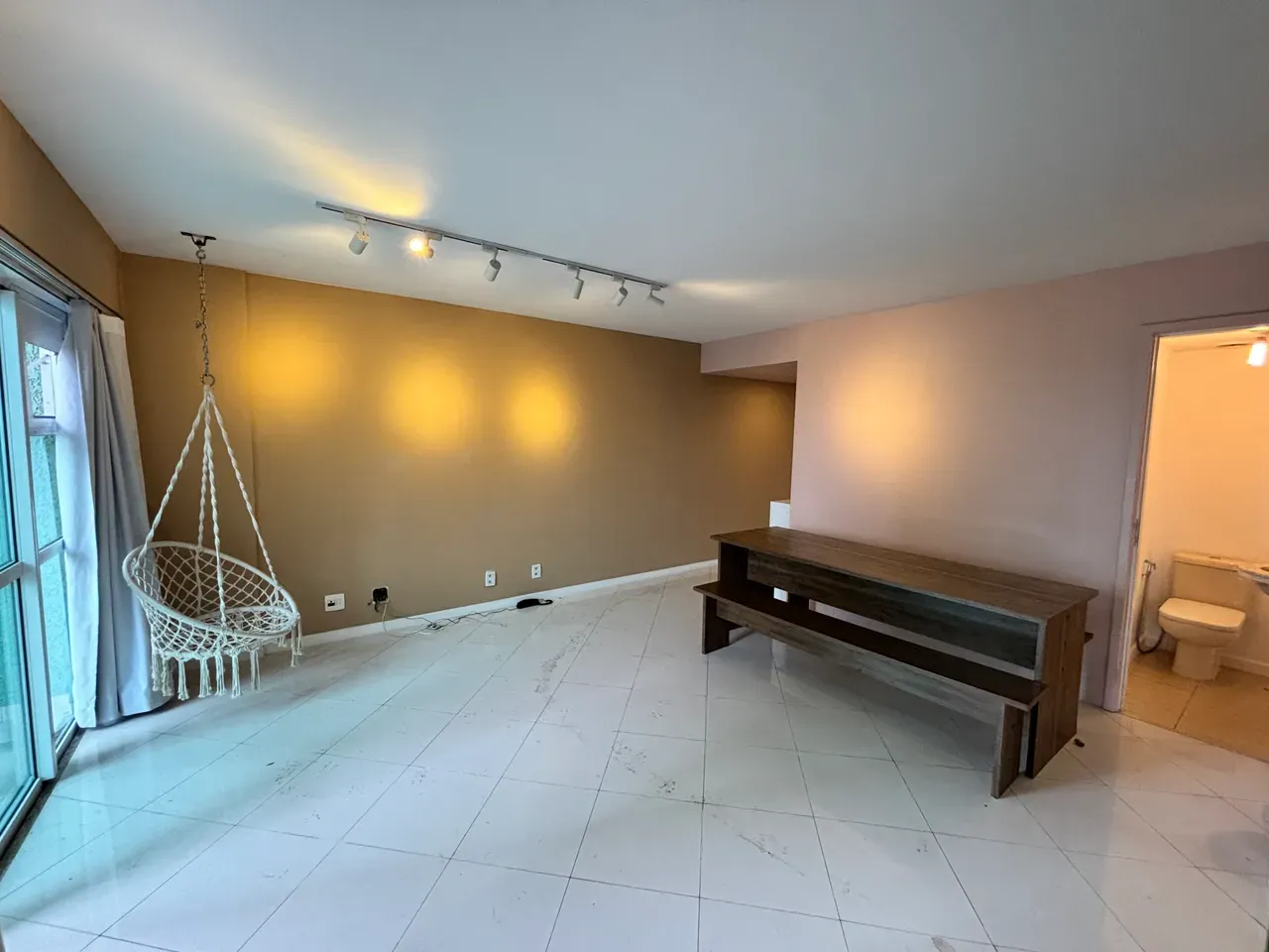 100 m² duplex apartment with 2 bedrooms and a balcony — photo 36