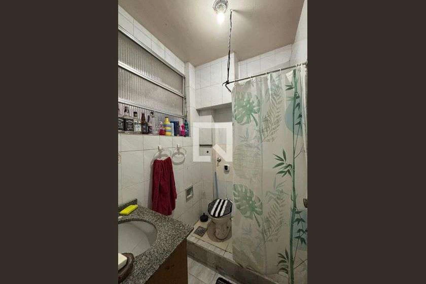 130 m² furnished apartment with 4 bedrooms and 2 baths — photo 25