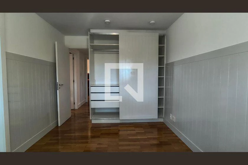 Apartamento, 122 m², com piso de madeira ou laminado — photo 25