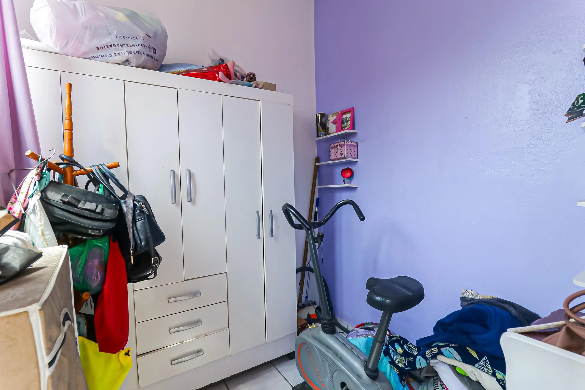 Washing machine in a one-bedroom apartment, 86 m² — photo 27