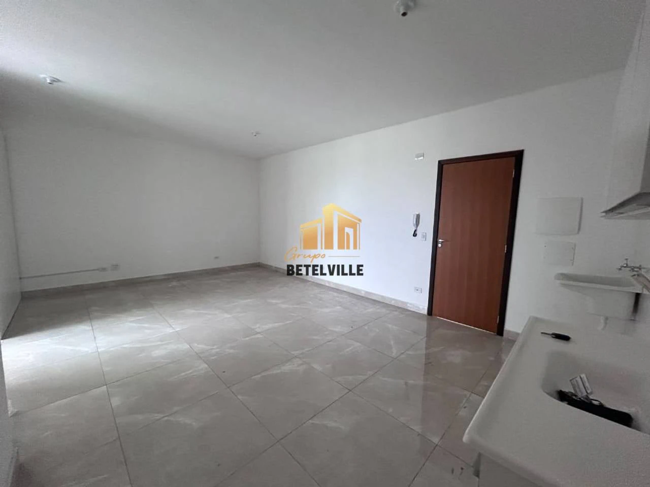 Studio, 45 m² — photo 2