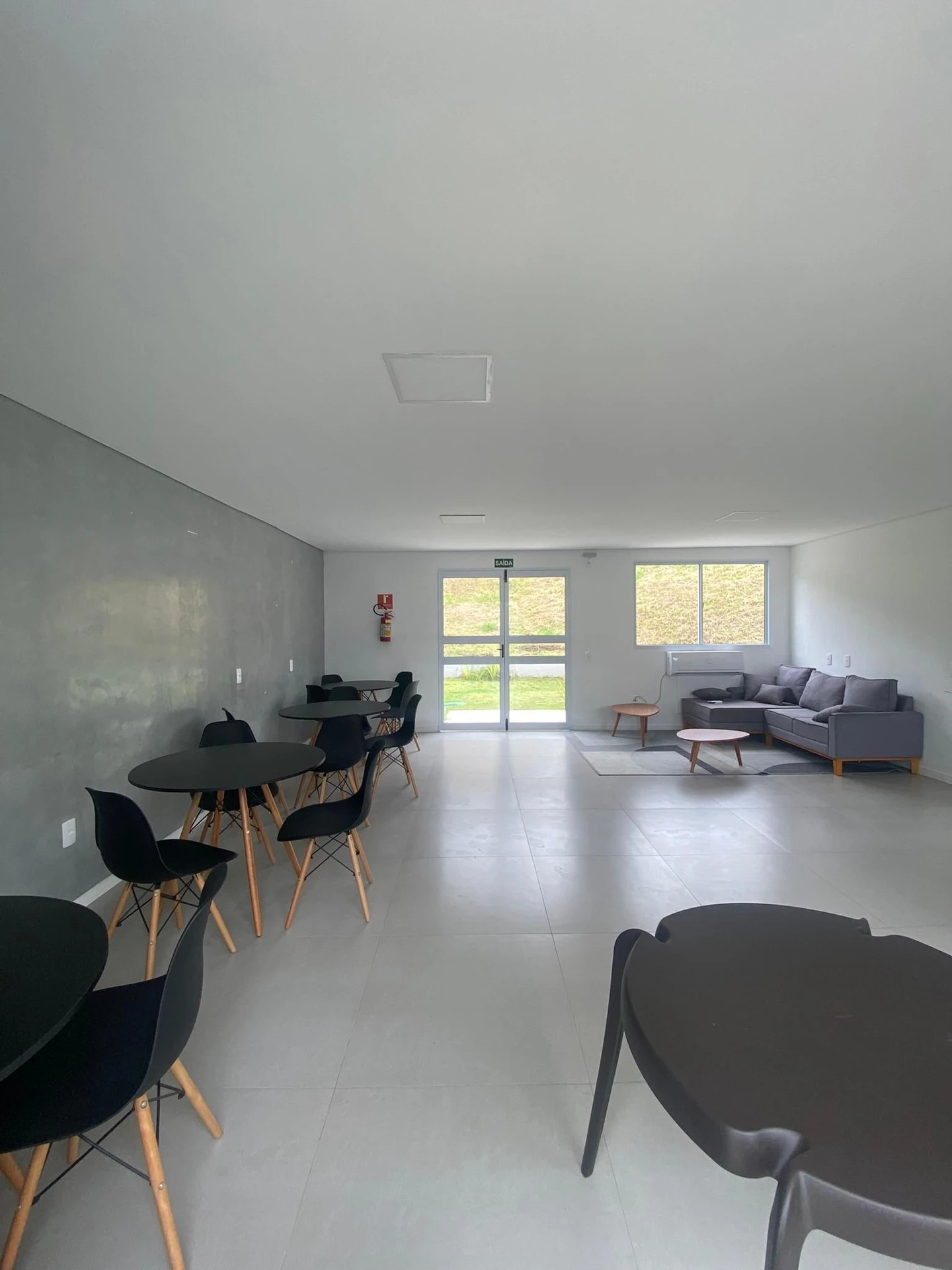Apartamento amueblado con 2 dormitorios, balcón y 1 plaza — photo 6