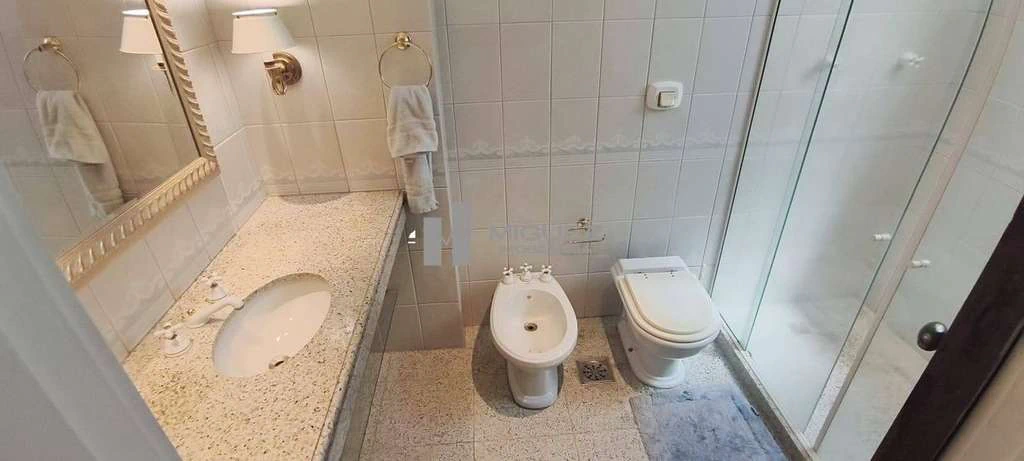 Furnished 321 m² apartment with 4 bedrooms and 2 parking — photo 7