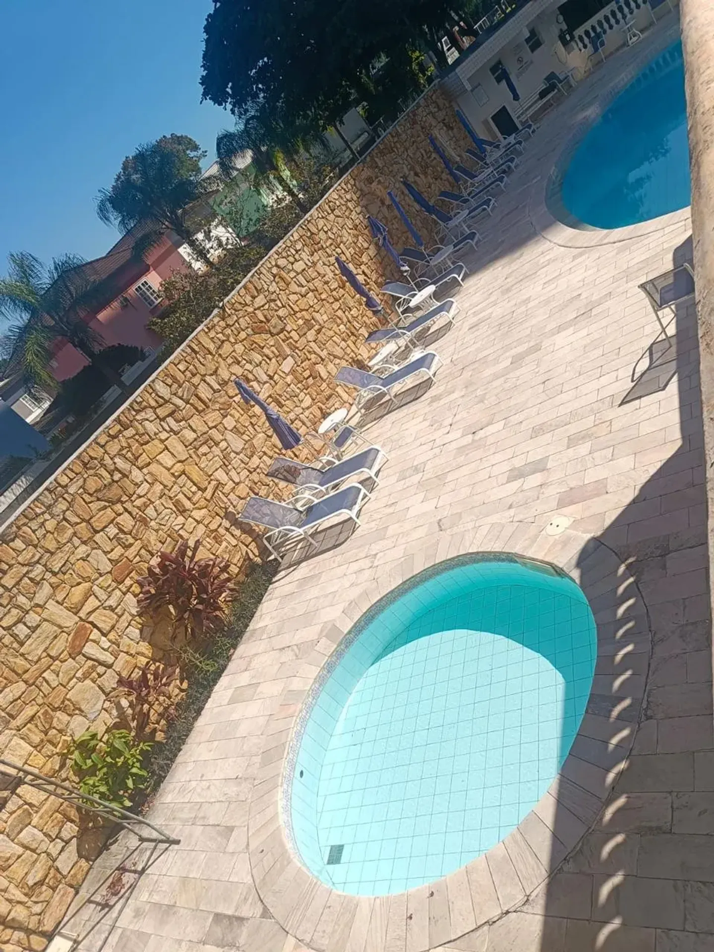 Apartamento com 2 quartos e cozinha a gás — photo 23
