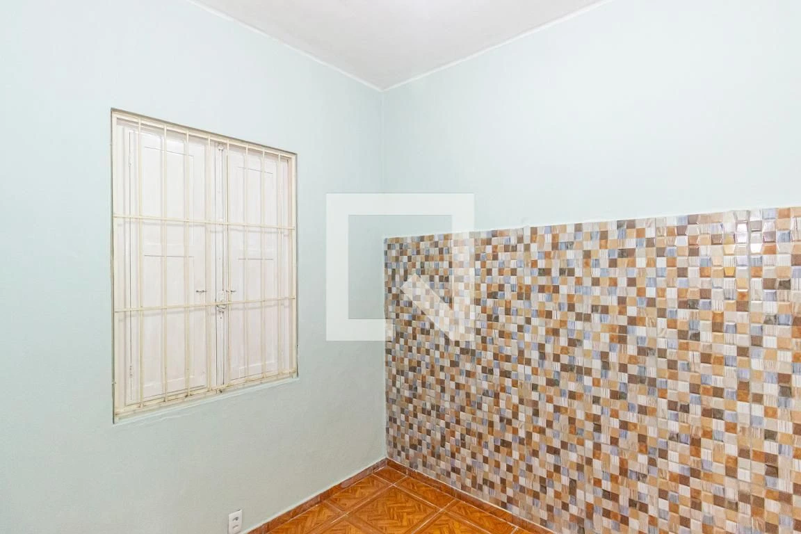 Unfurnished house with 2 bedrooms and private garden — photo 17
