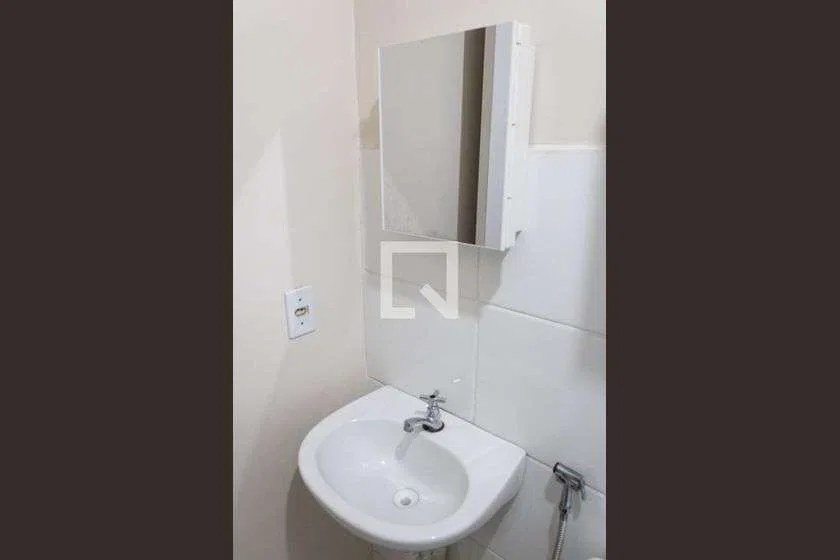 Apartamento de 2 quartos com cozinha separada e 50 m² — photo 9