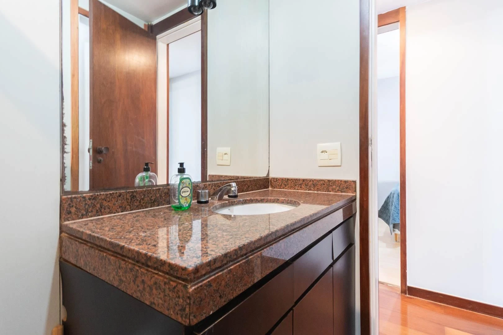 Apartamento mobiliado com 4 quartos e 2 vagas — photo 45