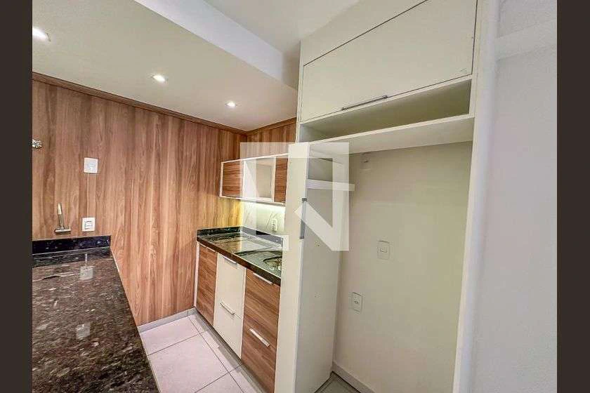 34 m² studio with balcony, 1 bedroom and 1 bathroom — photo 10