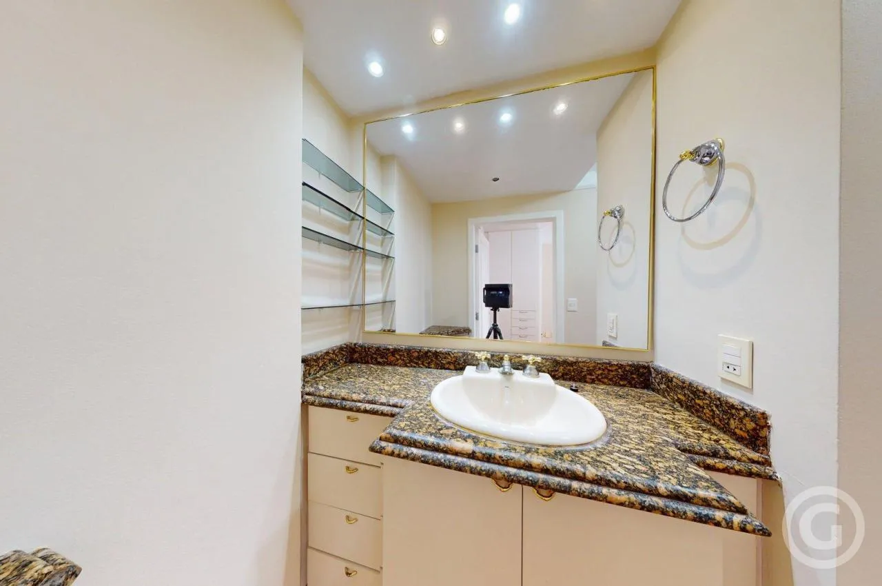 Water view in a one-bedroom apartment, 43 m² — photo 13