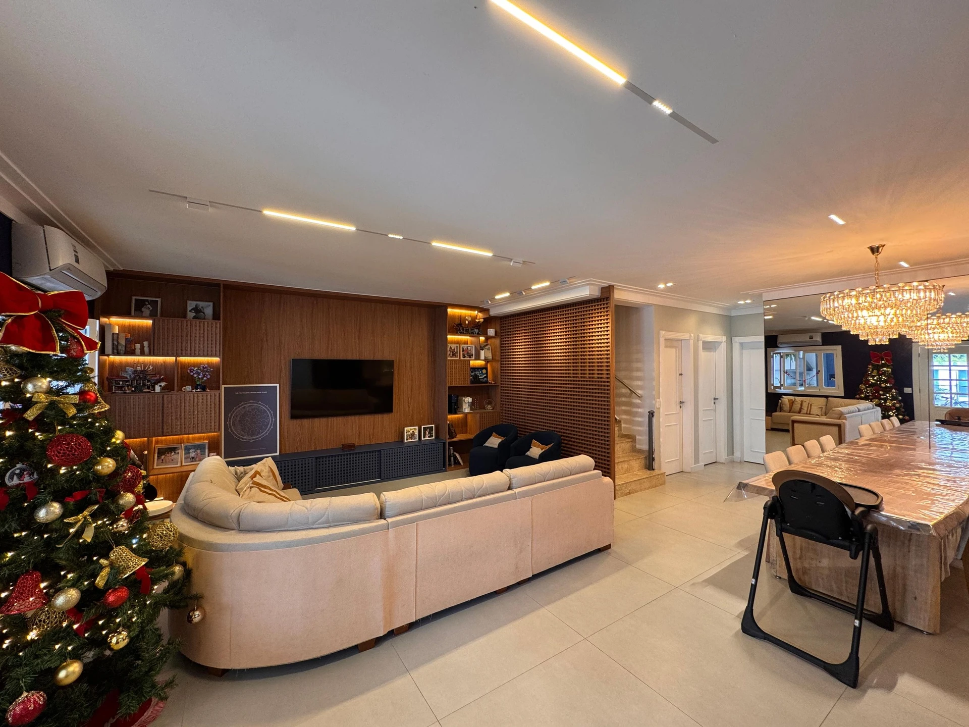 Furnished house, 550 m², with a bathtub — photo 13