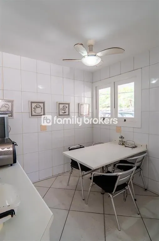 Duplex house with 6 en-suite bedrooms and 9 bathrooms — photo 13