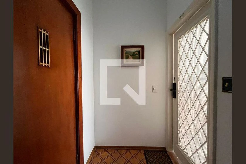 3-bedroom apartment with a home office — photo 33