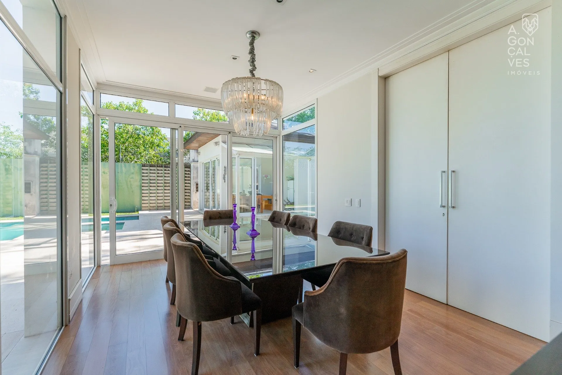 Furnished house with 5 bedrooms and 5 bathrooms — photo 10