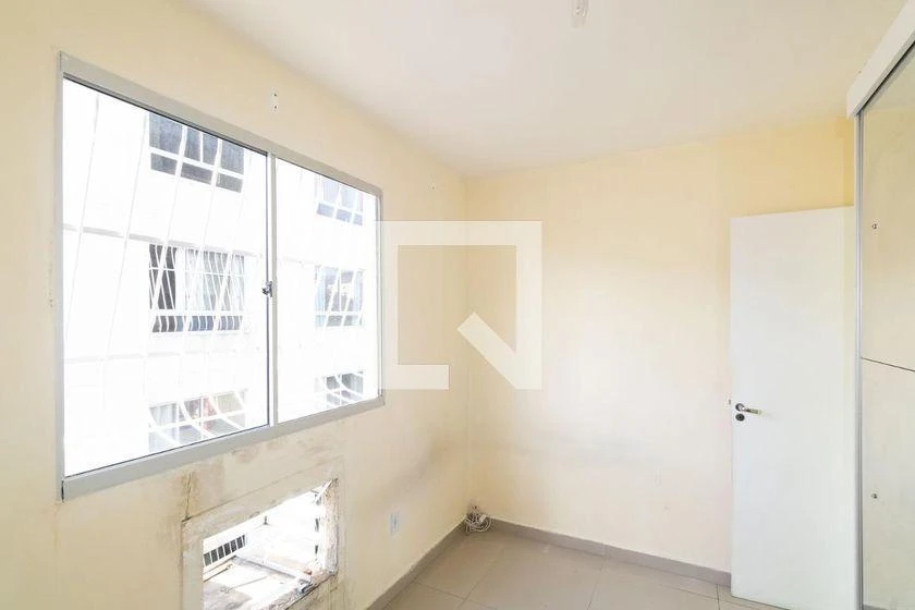 Apartamento para aluguel com 2 quartos e 1 banheiro — photo 13