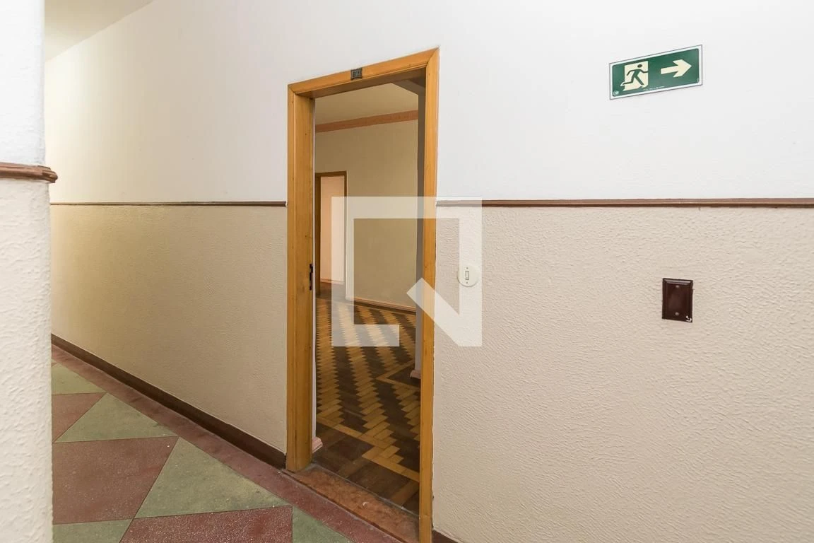 Unfurnished apartment with 1 bedroom and 1 bathroom — photo 22