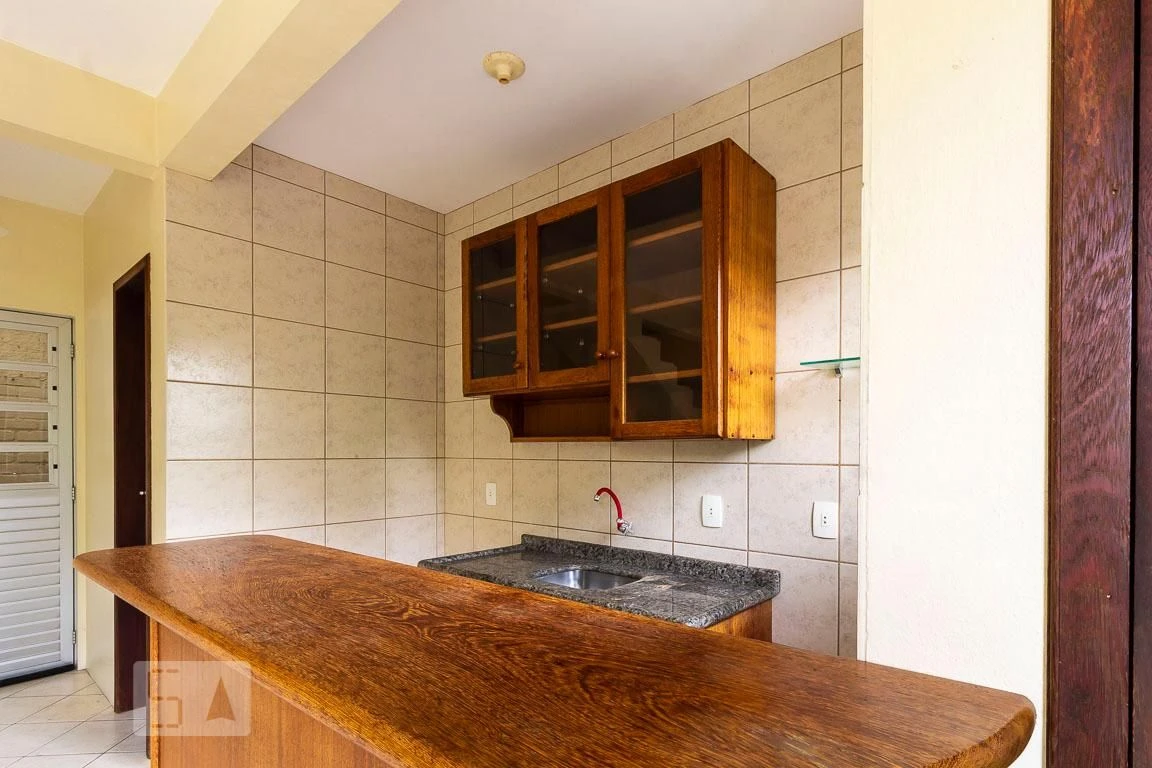 One-bedroom house with a garden in Florianópolis — photo 4
