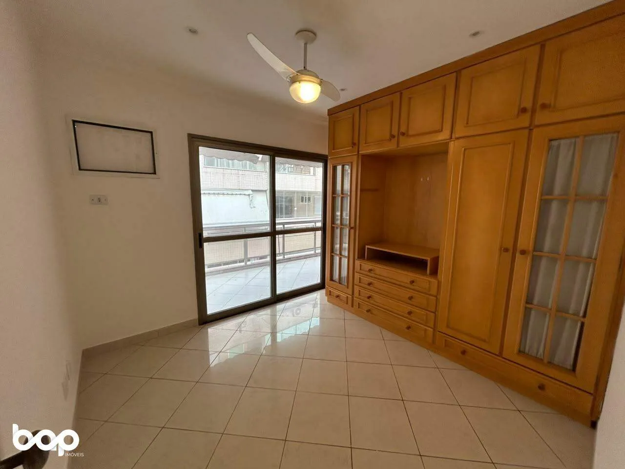 3-bedroom apartment, 1 with its own bathroom, 91 m² — photo 3