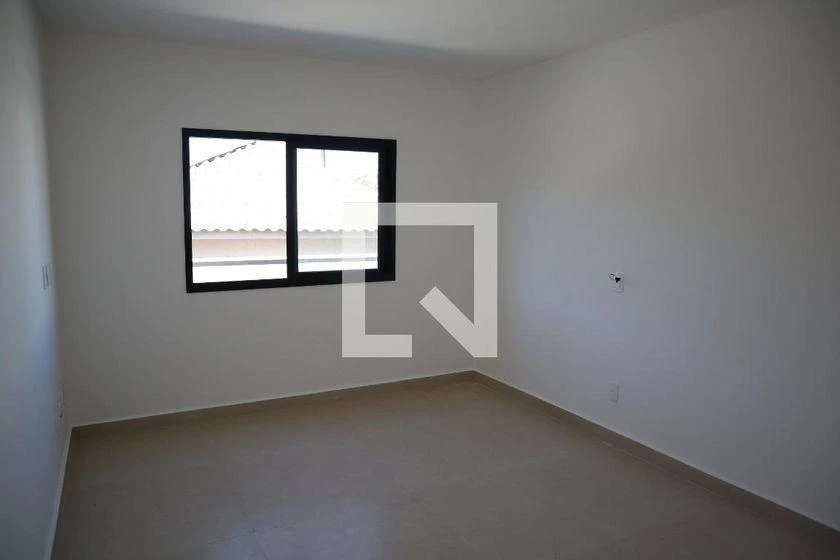 4-bedroom house with a mountain view in Rio de Janeiro — photo 17