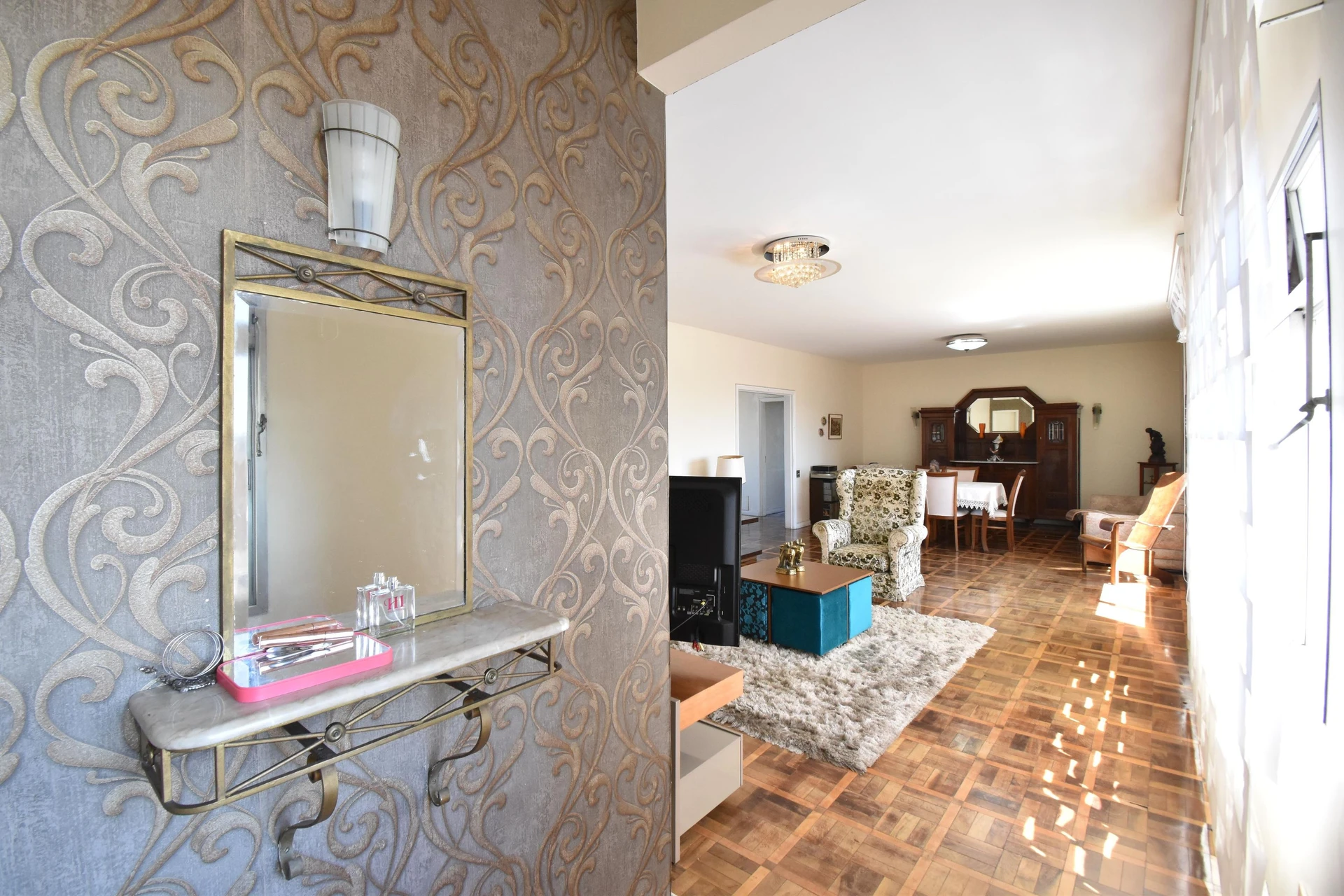 Bañera y 3 dormitorios: departamento de 219 m² — photo 45