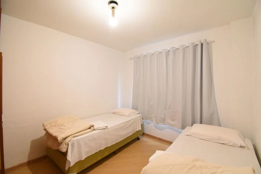 1-bedroom apartment with open-plan kitchen and gas stove — photo 3