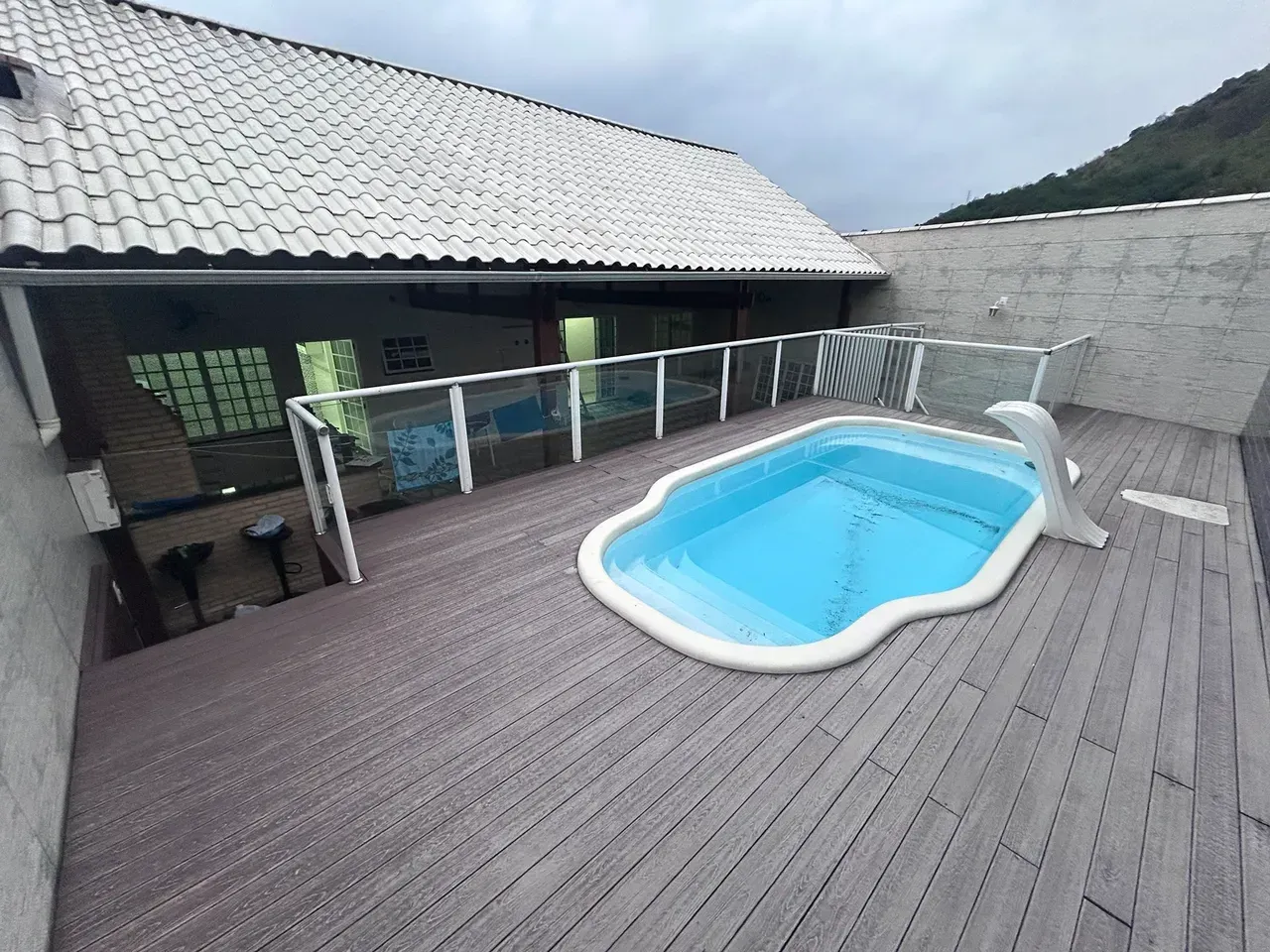 House, 200 m², with a grill on the balcony — photo 16