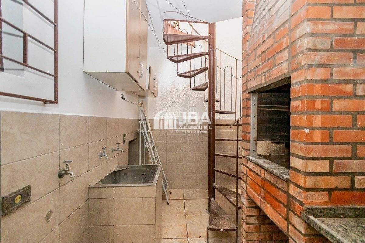 3-bedroom house with a private BBQ in Curitiba — photo 17