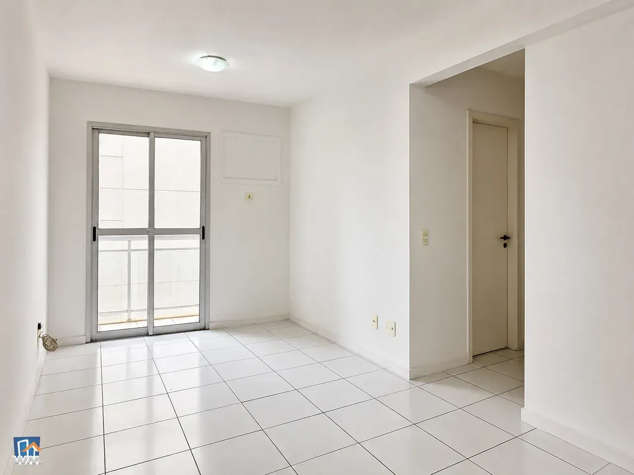 2-bedroom apartment with balcony and separate kitchen — photo 18