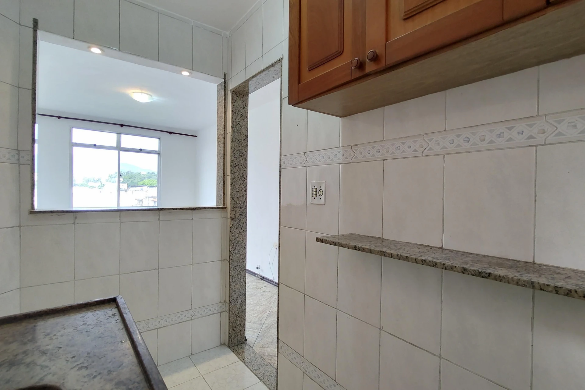 Unfurnished apartment with 2 bedrooms and 1 parking space — photo 37