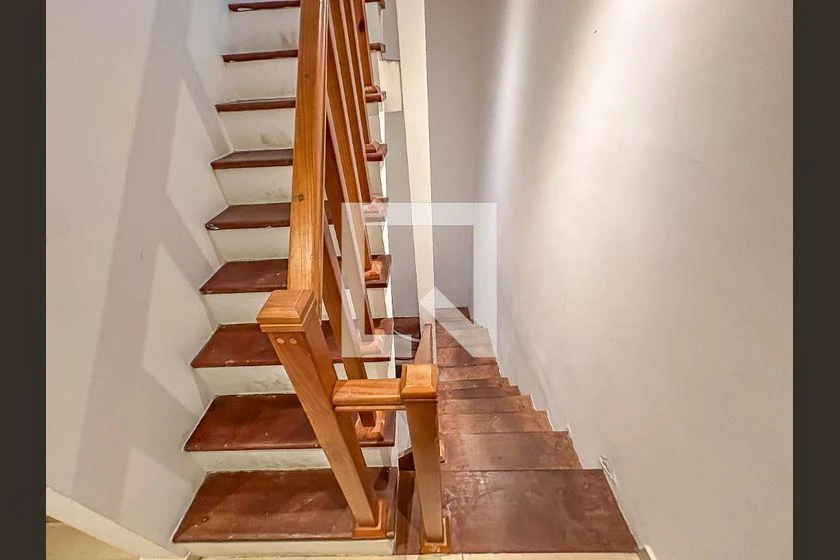 Мебльований будинок з 3 спальнями та 810 м² — photo 5