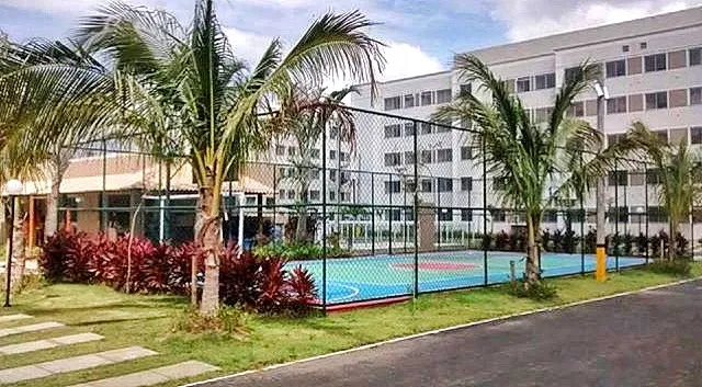 2-bedroom apartment in a building with a pool — photo 4