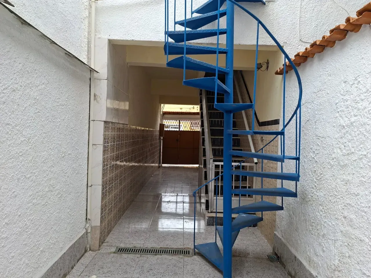 2-bedroom apartment with 1 parking space and 2 bathrooms — photo 17