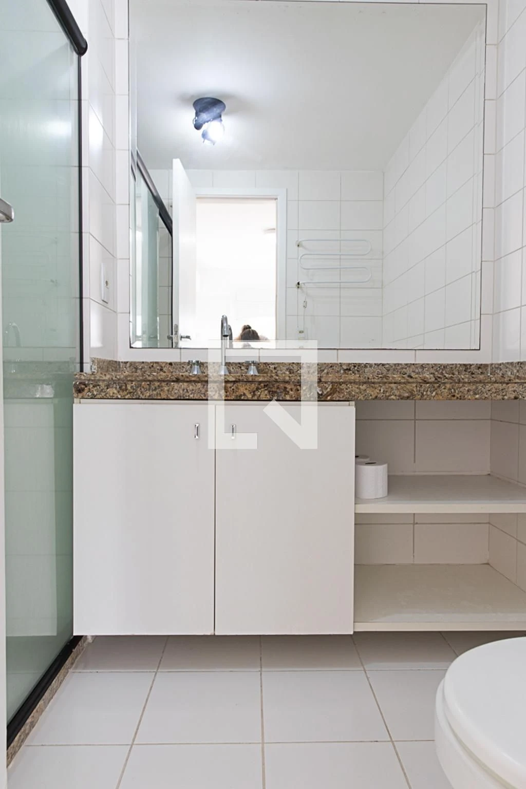 Apartment with 3 bedrooms, balcony and private BBQ — photo 41