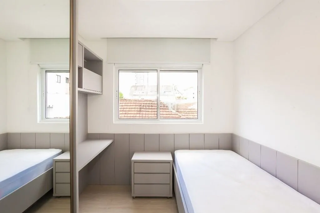 Furnished apartment, 135 m², with a bathtub — photo 25