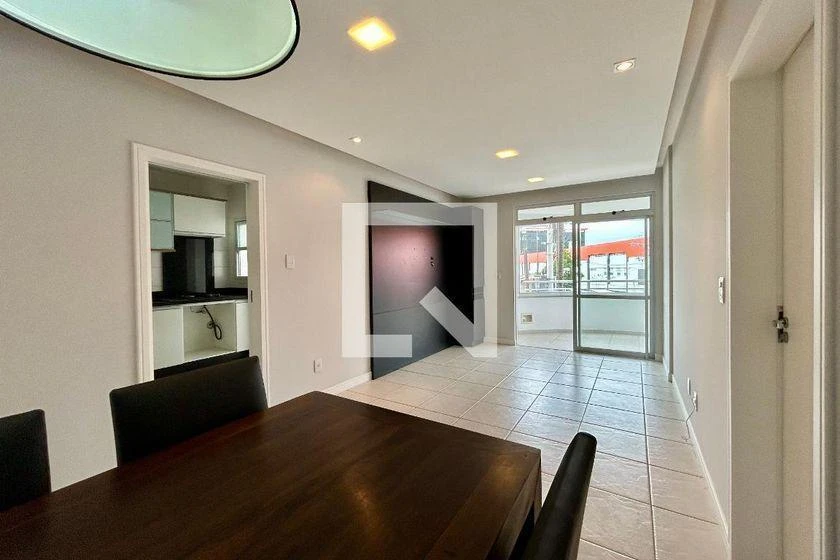 2-bedroom apartment in a building with a gym — photo 33