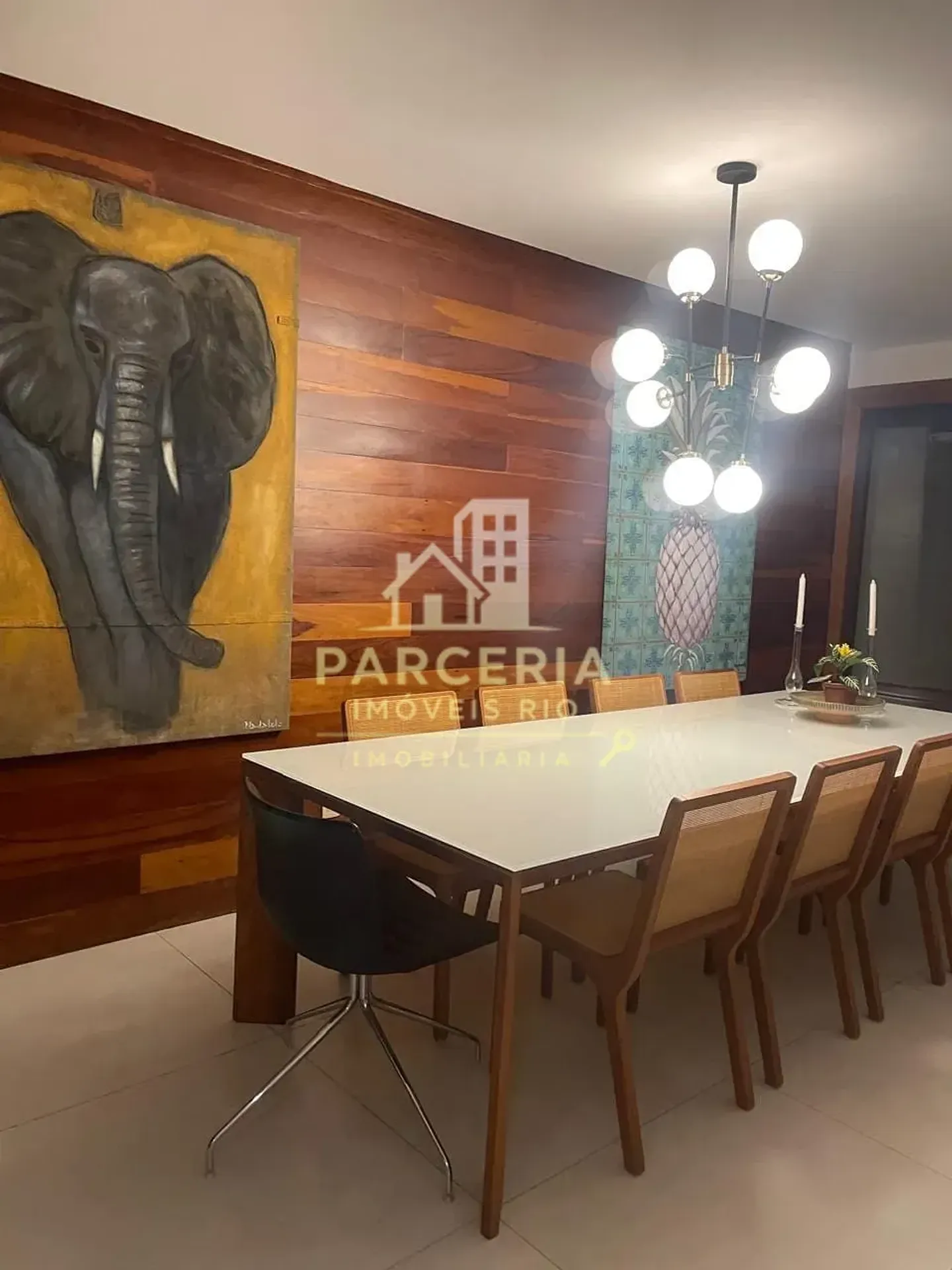 Casa mobiliada com 5 quartos e área de piscina compartilhada — photo 21