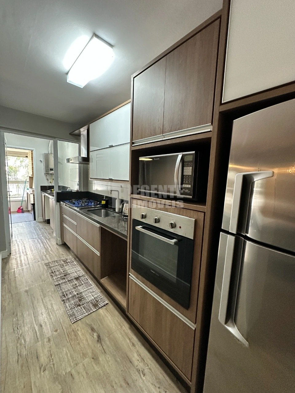Furnished apartment, 87 m², with a grill on the balcony — photo 3