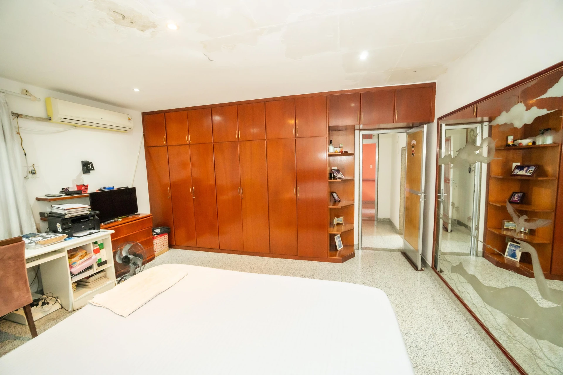 Furnished house, 449 m², with a jacuzzi — photo 20