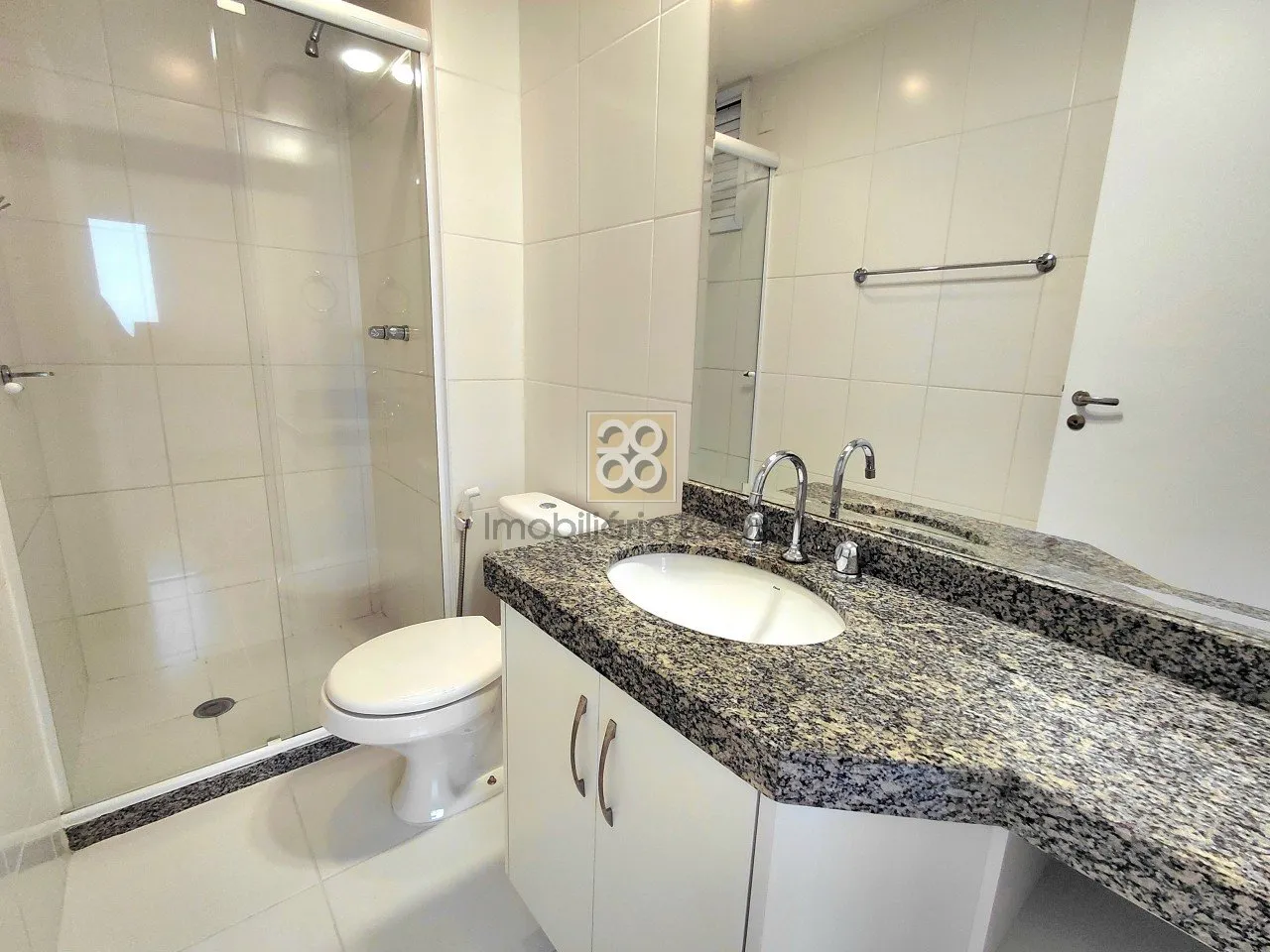 Apartment with 2 bedrooms, 2 baths and balcony grill — photo 20