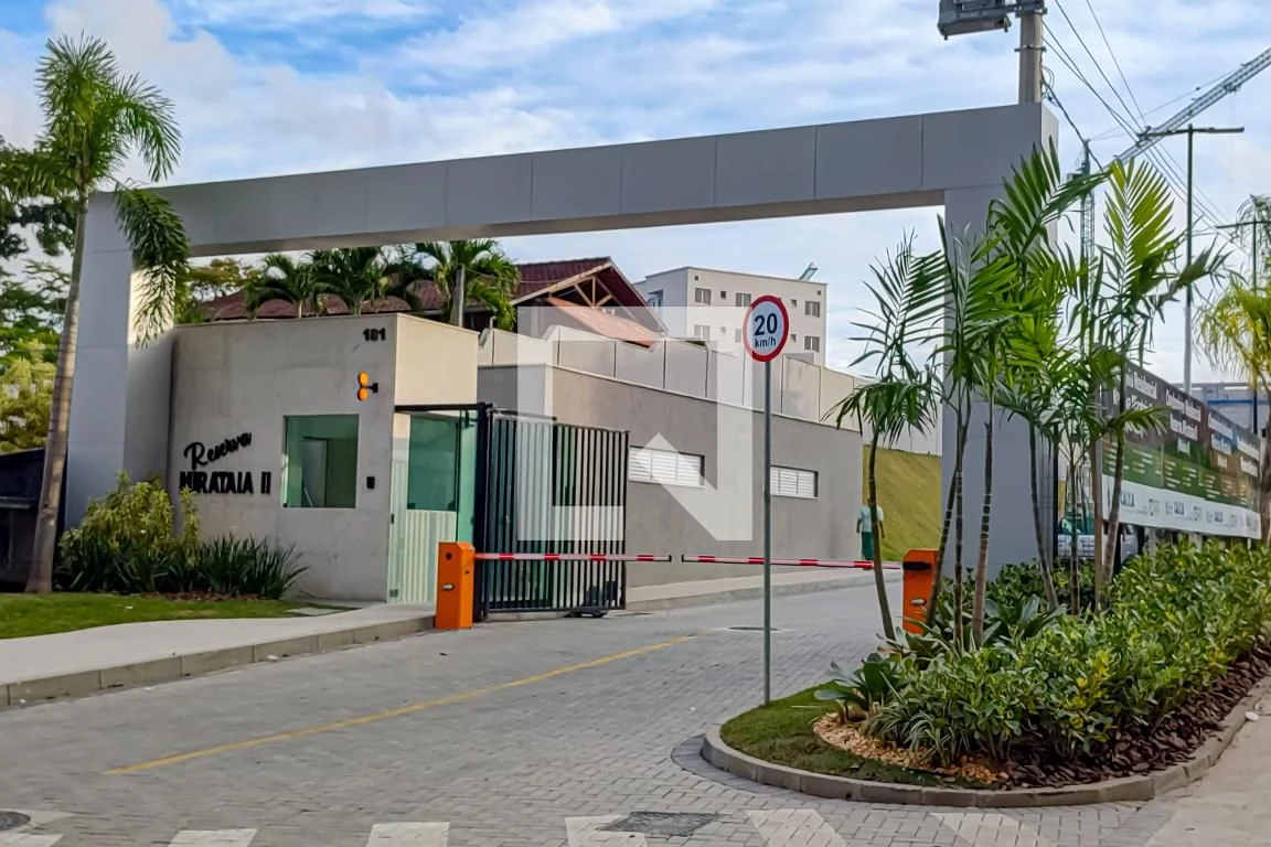 Apartamento de 2 quartos em condomínio com academia — photo 46