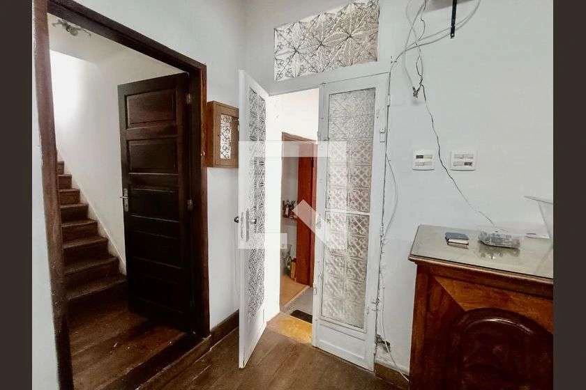 Unfurnished house with 2 bedrooms and private garden — photo 4